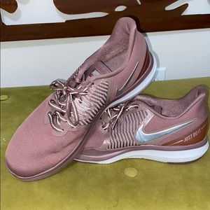 Like new Nike running shoes